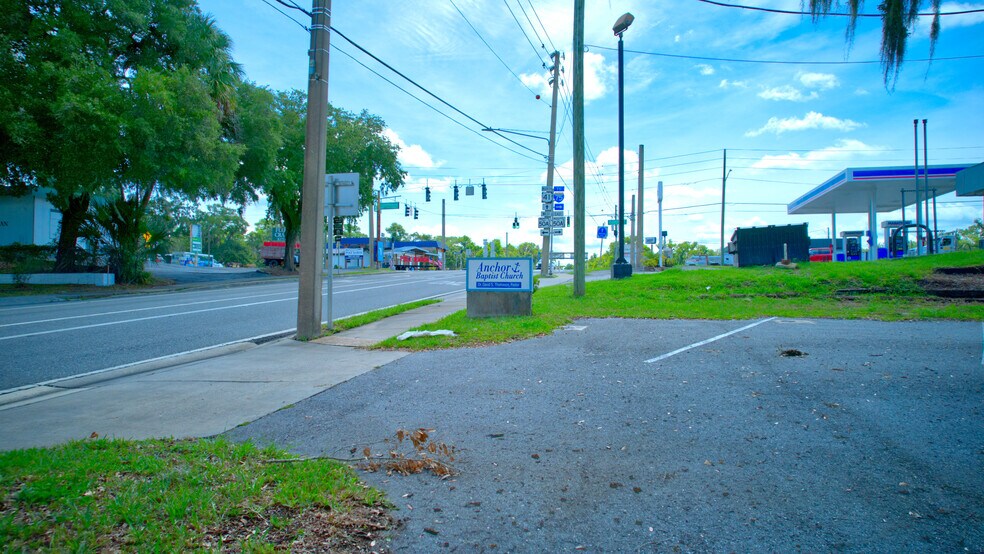 More Photos Of 614 E Jefferson St, Brooksville Office For Sale