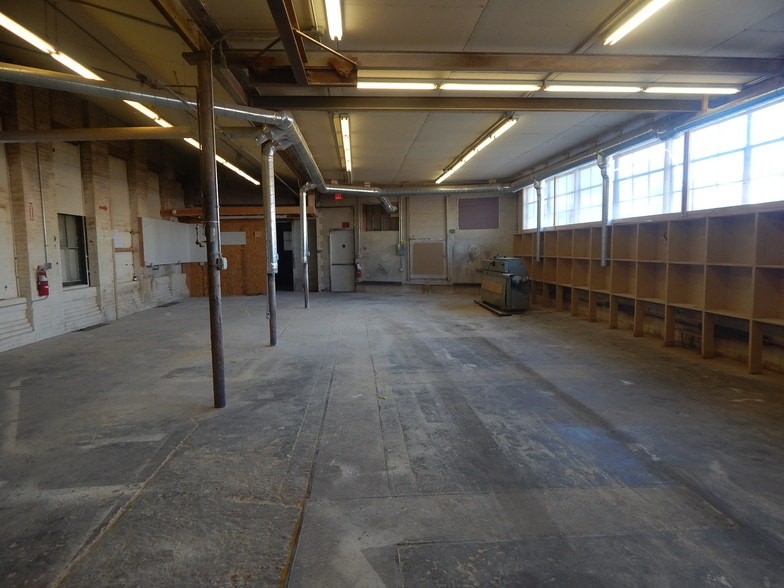 More Photos Of 209 Center St, Bridgeport Warehouse For Sale