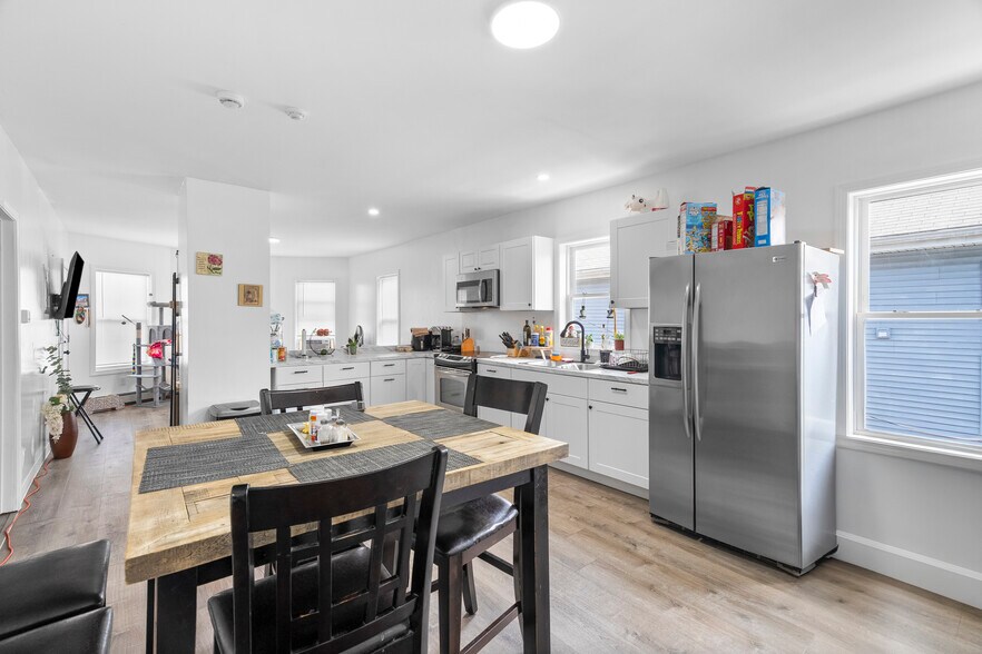 More Photos Of 116 Foundry St, Central Falls Apartments For Sale