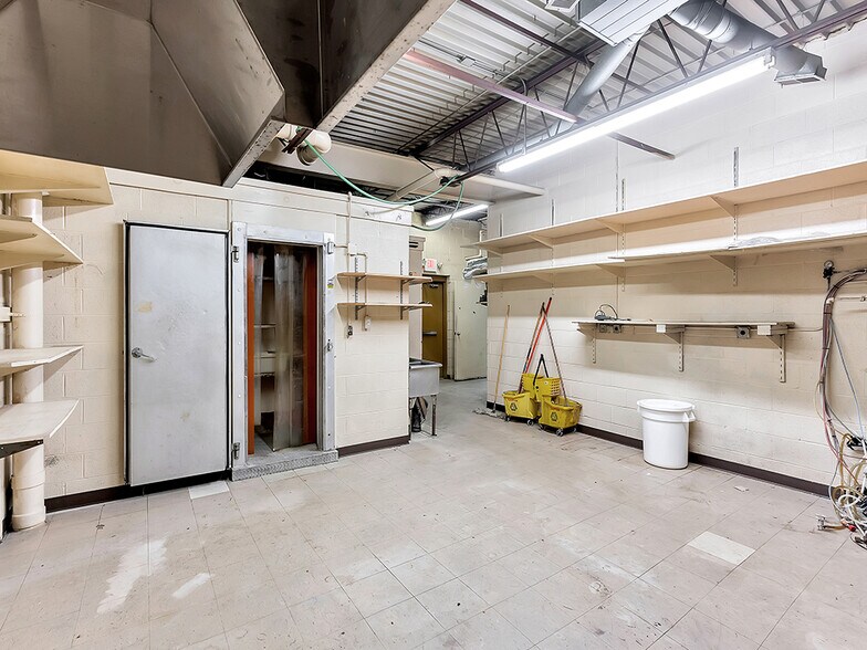 More Photos Of 1341 Springwells St, Detroit General Retail For Sale