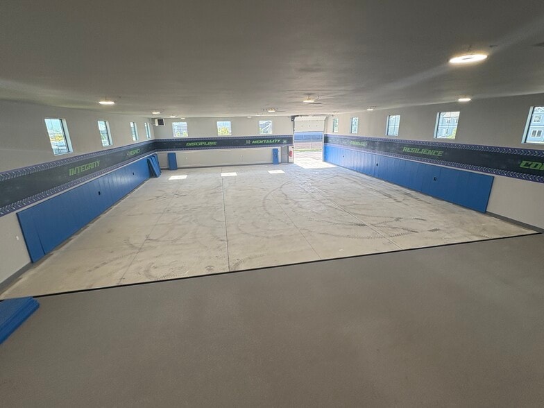 More Photos Of 726 Creative Way, Post Falls Warehouse For Lease