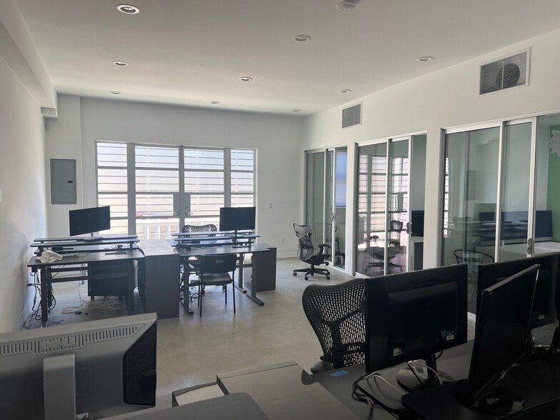 More Photos Of 2630-2634 La Cienega Ave, Los Angeles Loft Creative Space For Lease