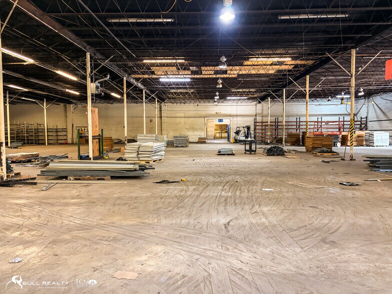 More Photos Of 5530 E Ponce De Leon Ave, Stone Mountain Distribution For Lease