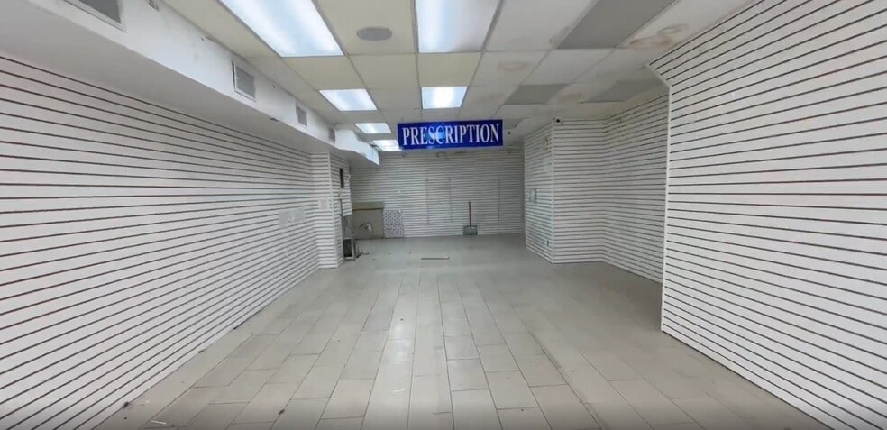 Primary Photo Of 349 Grand St, New York Storefront Retail Office For Lease