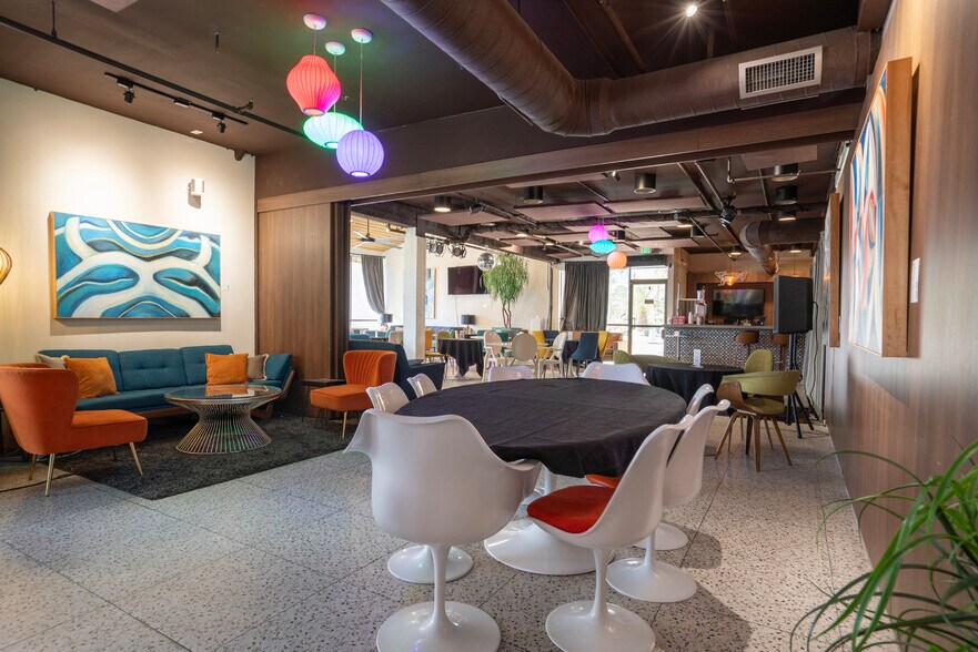 More Photos Of , Palm Springs Office For Sale