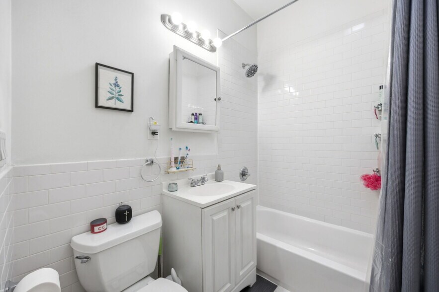 More Photos Of 513 Grand St, Brooklyn Storefront Retail Residential For Sale