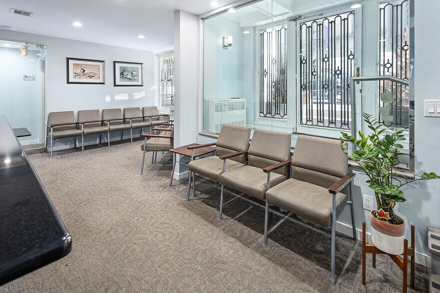 More Photos Of 130 E 67th St, New York Apartments For Sale