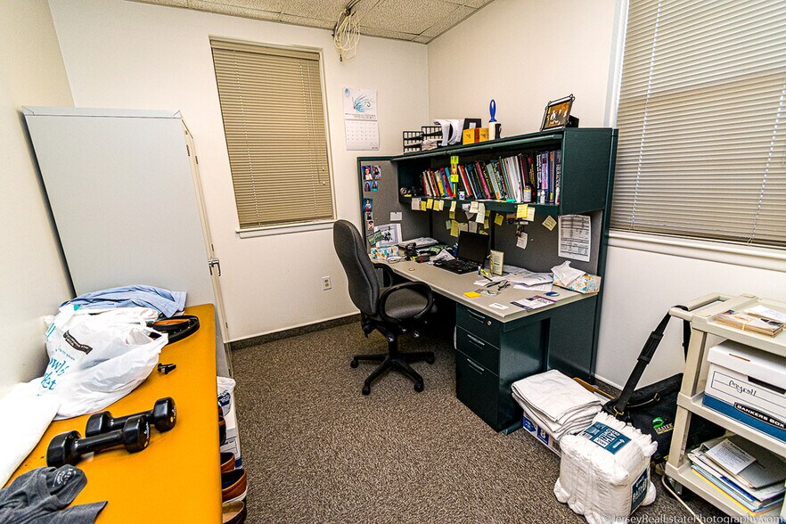 More Photos Of 110 Harbor Ln, Somers Point Medical For Sale