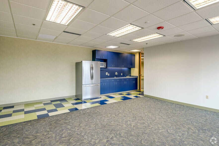 Photo of 9th Floor Ste 945 (Tower I)