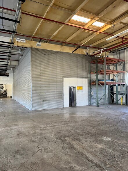 More Photos Of 110 Sandholm Ln, Cloverdale Manufacturing For Lease