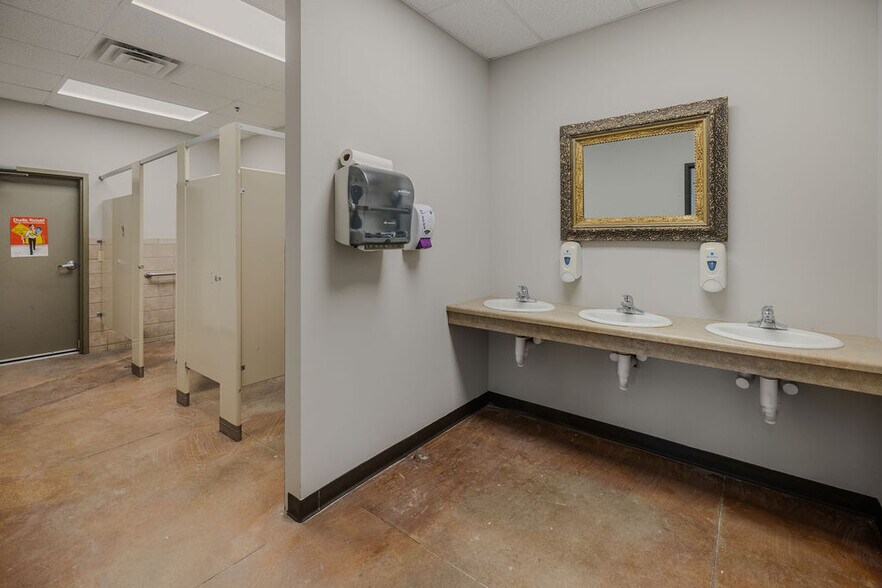 More Photos Of 110 Wall St, Onamia Flex For Sale