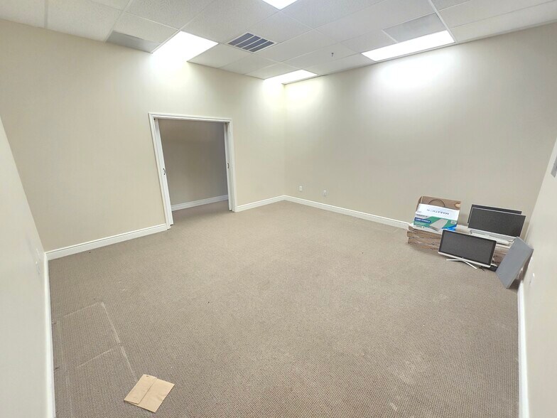 More Photos Of 8237 Rochester Ave, Rancho Cucamonga Medical For Lease