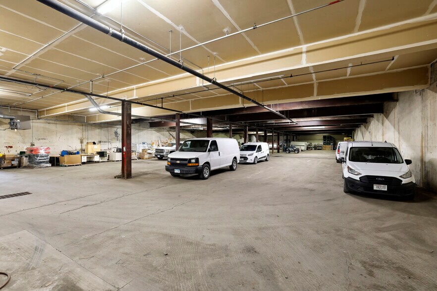 More Photos Of 2500 NE Kennedy St, Minneapolis Warehouse For Sale
