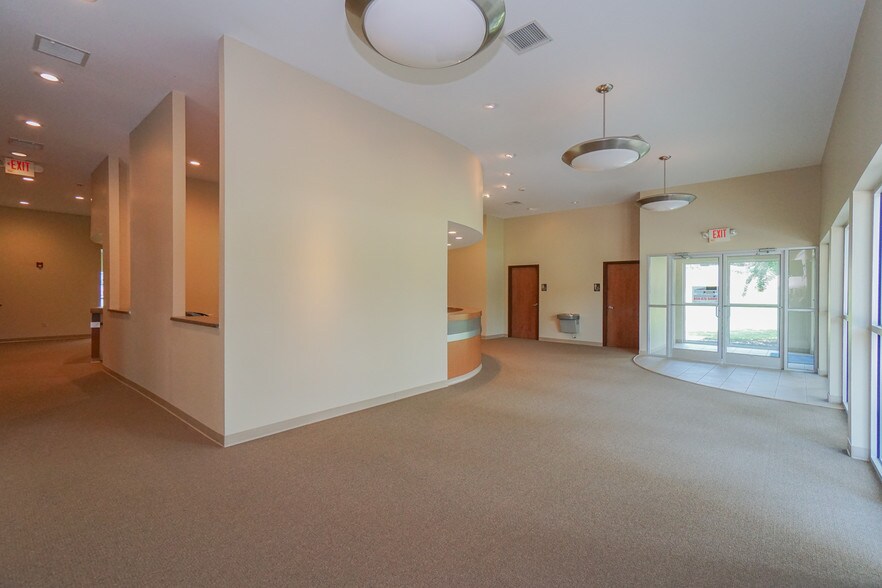 More Photos Of 100 Perpetual Sq, Anderson Medical For Lease