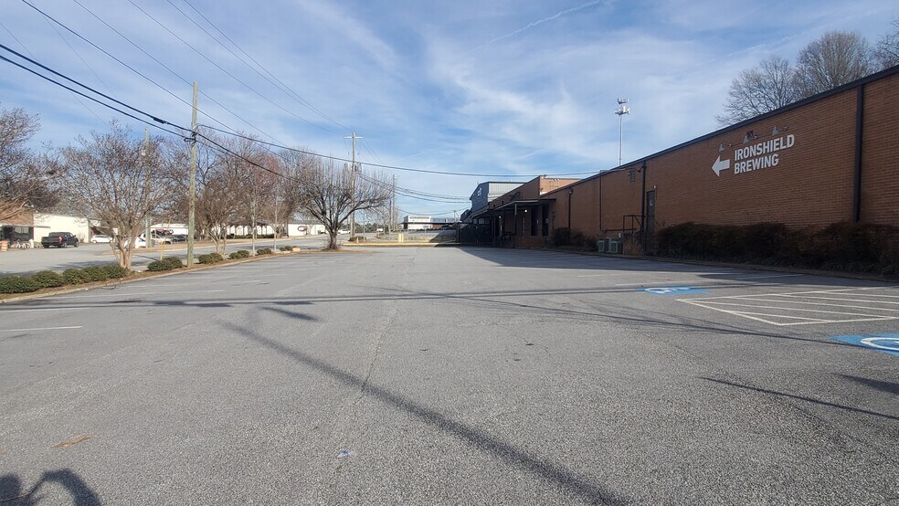 More Photos Of 394 N Clayton St, Lawrenceville Light Manufacturing For Sale