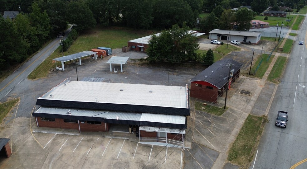 More Photos Of 505 Sayre St, Anderson Flex For Lease