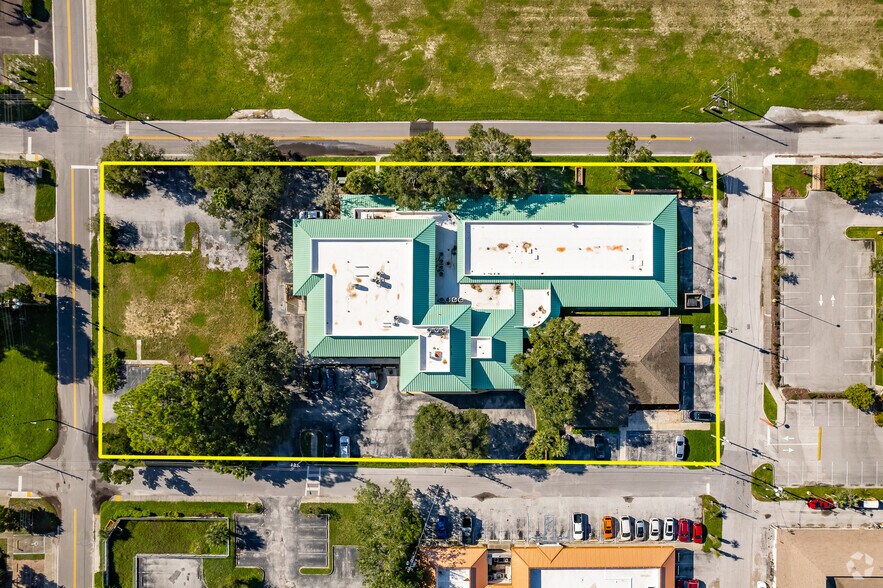 More Photos Of 5642-5652 Meadowlane St, New Port Richey Office For Sale