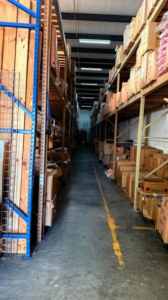 More Photos Of 1314-1334 Spruce Ave, Orlando Warehouse For Lease
