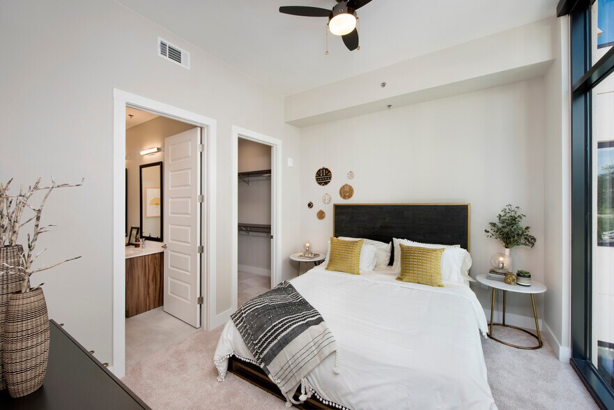 More Photos Of 3478 Lakeside Dr NE, Atlanta Apartments For Lease