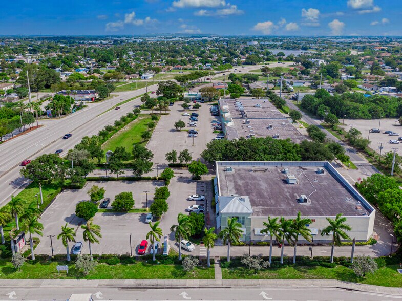 More Photos Of 150-192 N Powerline Rd, Pompano Beach Unknown For Lease