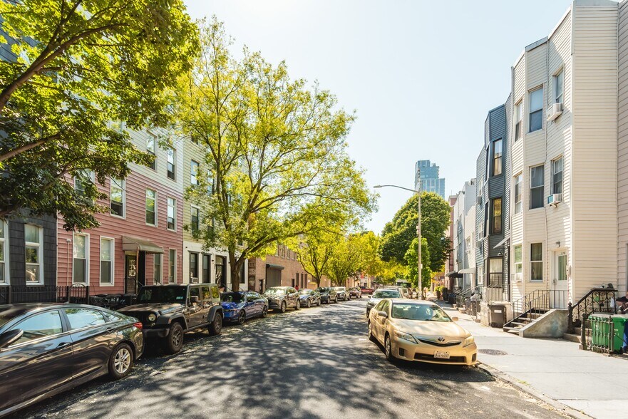 More Photos Of 108 Calyer St, Brooklyn Apartments For Sale