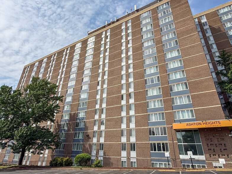More Photos Of 3901 Suitland Rd, Suitland Apartments For Sale