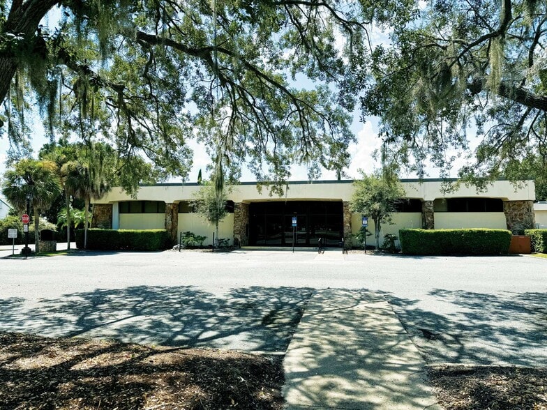 Primary Photo Of 2801 S Bay St, Eustis Loft Creative Space For Lease