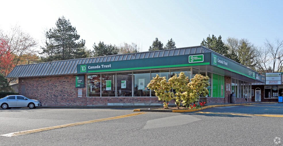 More Photos Of 900-972 King Edward Ave W, Vancouver Supermarket For Lease