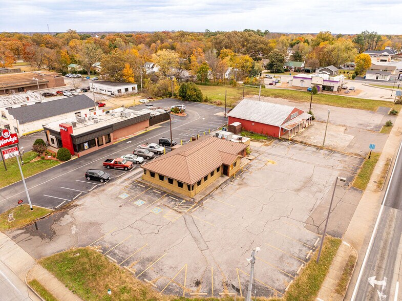 More Photos Of 408 N 12th St, Murray Freestanding For Sale