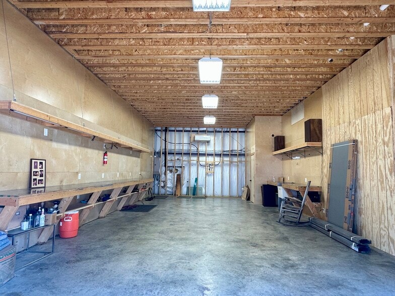 More Photos Of 1461 Greensboro Hwy, Watkinsville Flex For Sale