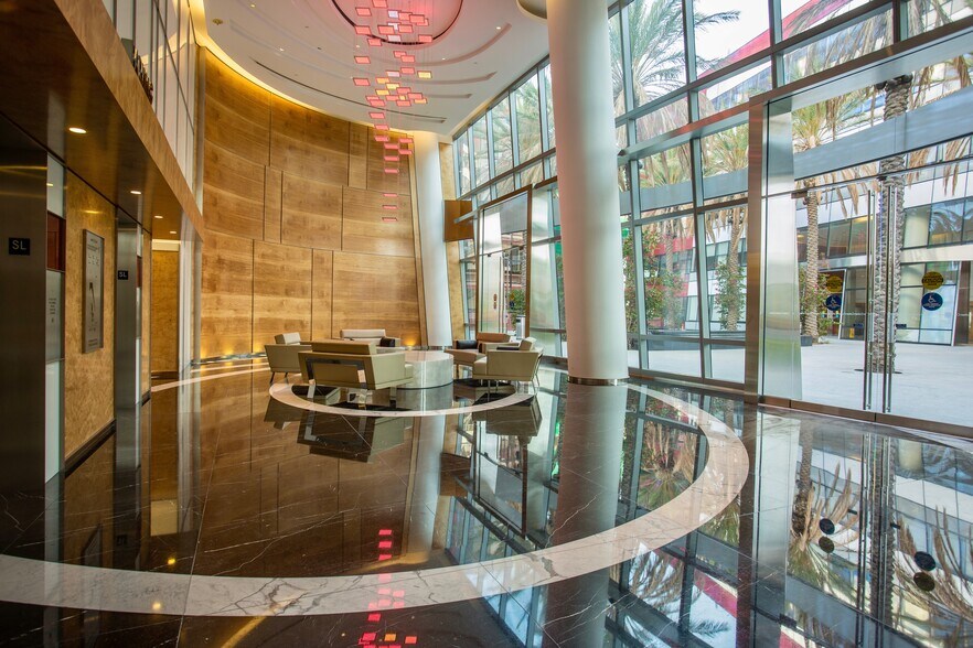 More Photos Of 750 San Vicente Blvd, West Hollywood Office For Lease