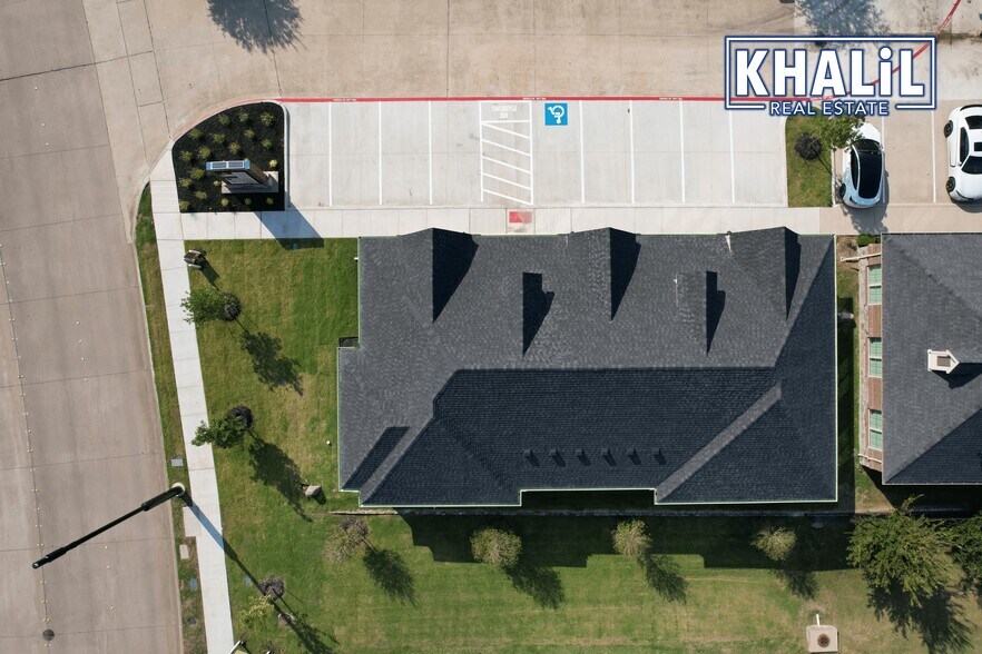 More Photos Of 305 Regency Pky, Mansfield Medical For Lease