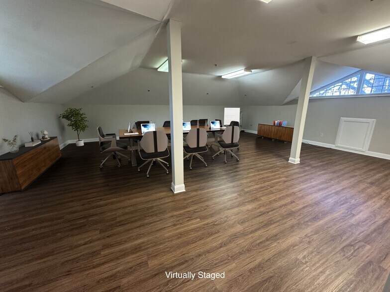 More Photos Of 770 Gaines School Rd, Athens Office For Lease