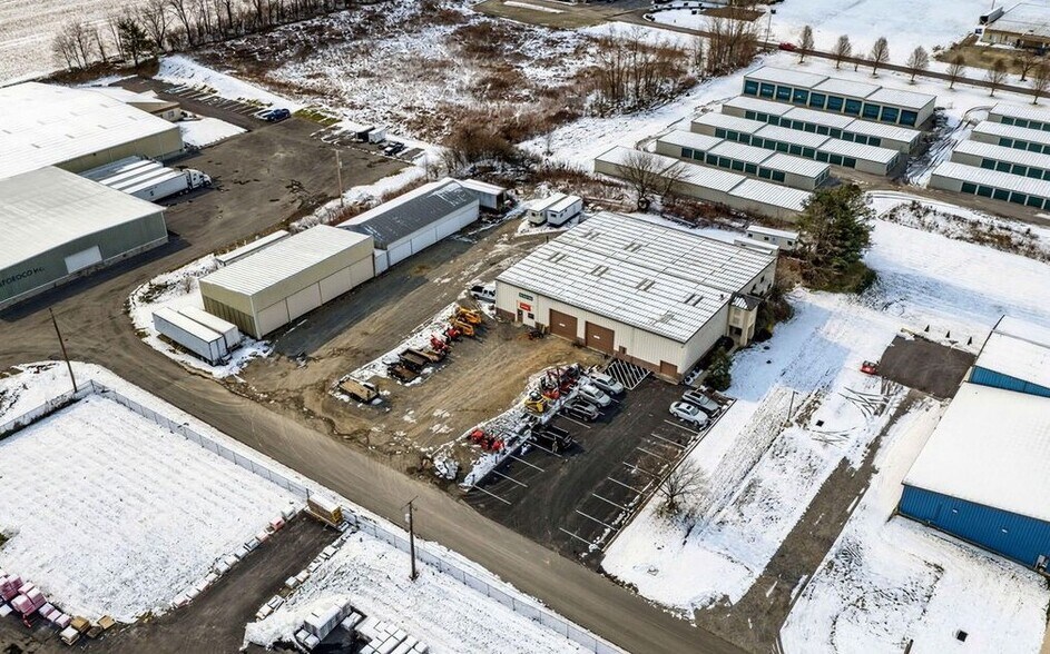 Primary Photo Of 62 H and S Dr, Selinsgrove Warehouse For Sale