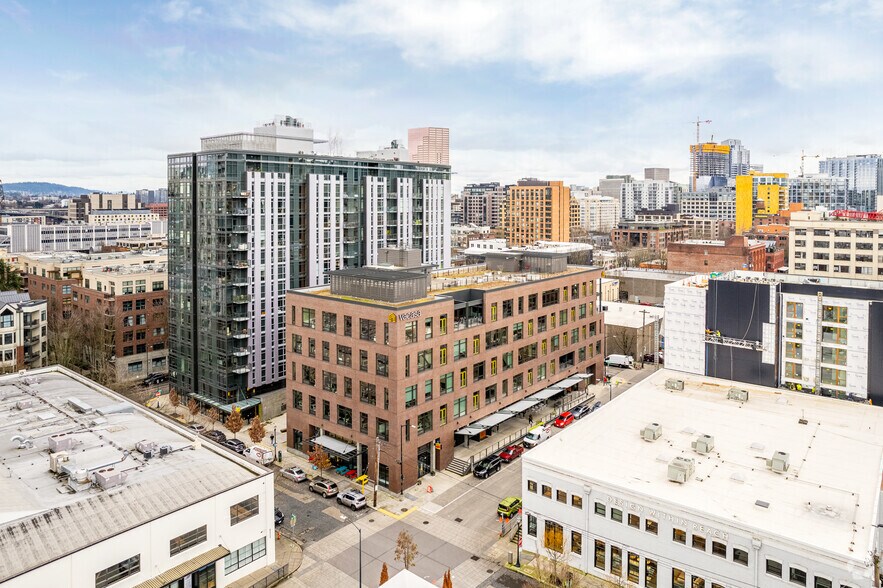 More Photos Of 850 NW 13th Ave, Portland Office For Lease