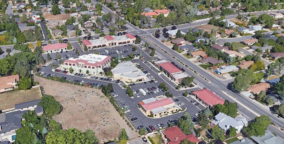 More Photos Of 550 W Plumb Ln, Reno General Retail For Lease