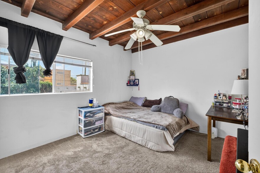 More Photos Of 249 E Redondo Ave, Long Beach Medical For Sale
