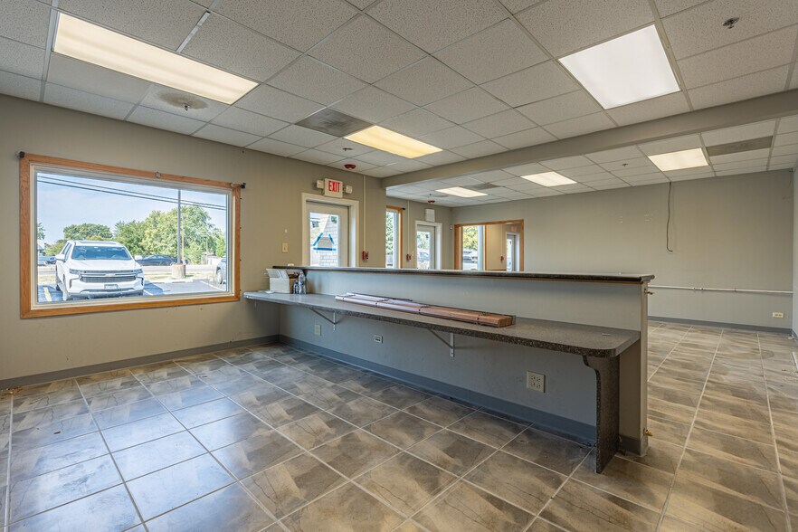 More Photos Of 17047-17061 S Harlem Ave, Tinley Park Medical For Lease