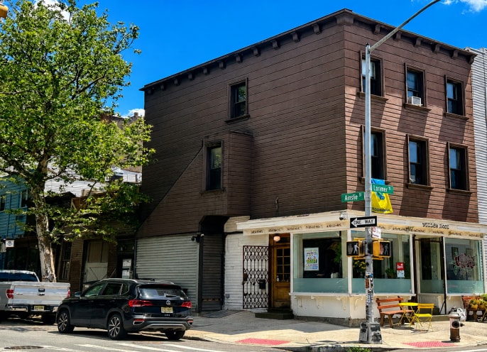 Primary Photo Of 524 Lorimer St, Brooklyn Storefront Retail Residential For Sale