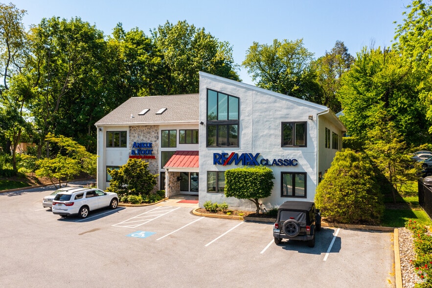 More Photos Of 528 E Lancaster Ave, Wayne Office For Lease