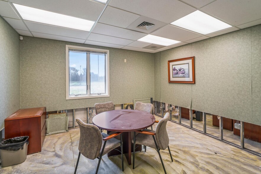 More Photos Of 614 Union Rd, Vineland Office For Sale