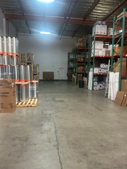 More Photos Of 10860 6th St, Rancho Cucamonga Warehouse For Lease