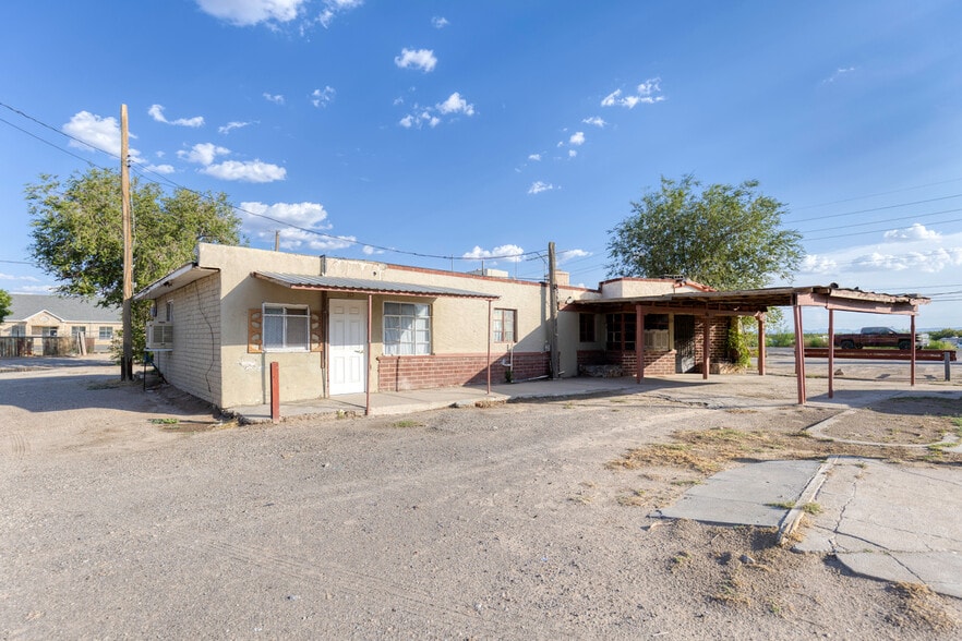 More Photos Of 611 W Main St, Fabens Apartments For Sale