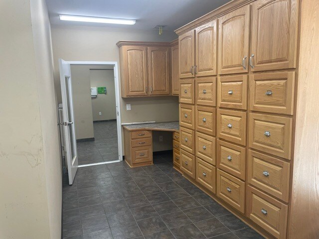More Photos Of 45-50 Sunbelt Pky, Covington Warehouse For Sale