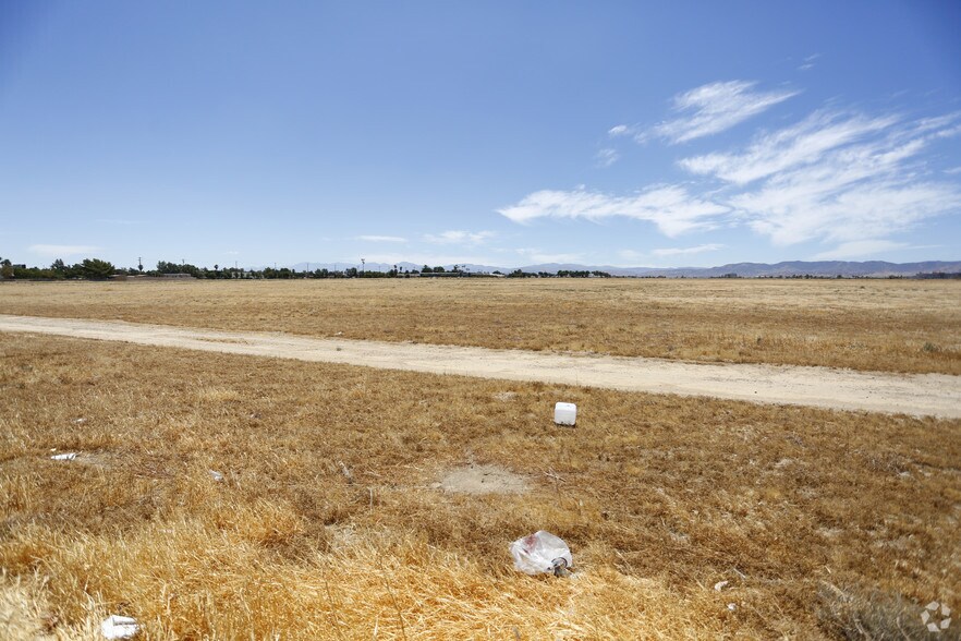 More Photos Of 43357 Sierra Hwy, Lancaster Land For Sale