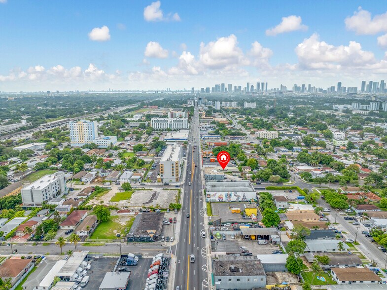 More Photos Of 2284-2286 NW 36th St, Miami Freestanding For Lease