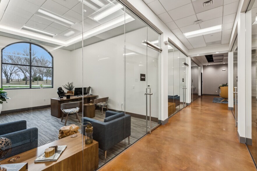 More Photos Of 4600 Eden Rd, Arlington Loft Creative Space For Sale