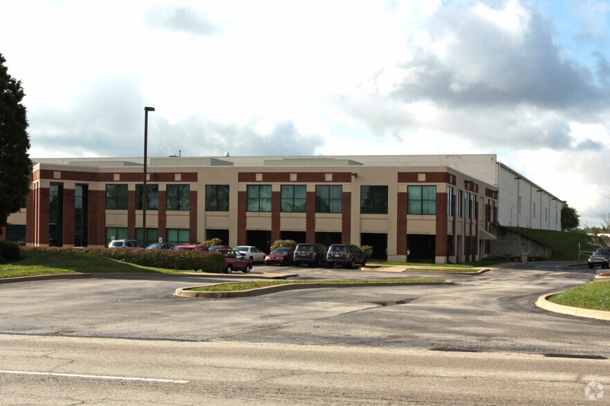 More Photos Of 2400 Nelson Miller Pky, Louisville Manufacturing For Sale