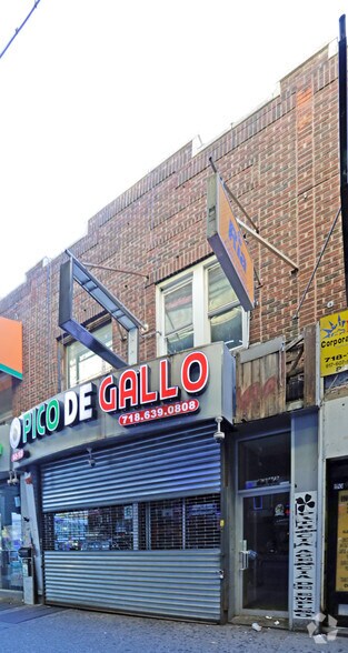 More Photos Of 4006 82nd St, Elmhurst General Retail For Lease