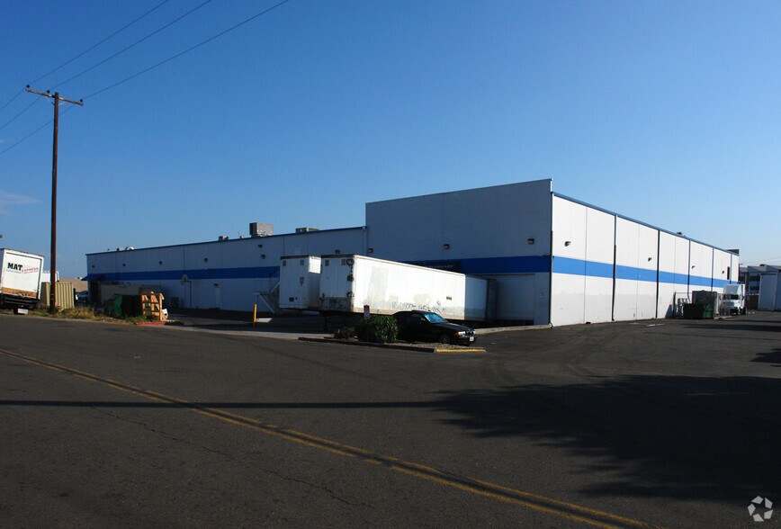 More Photos Of 2727 Kurtz St, San Diego Research And Development For Lease